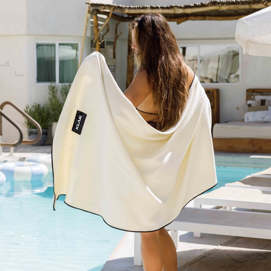 KLAK™ - Serviette de bain magnétique